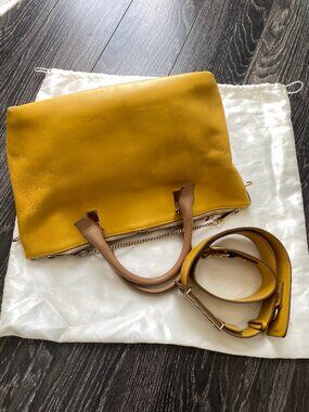 Chloe bi-color yellow and beige leather bag with removeable shoulder strap